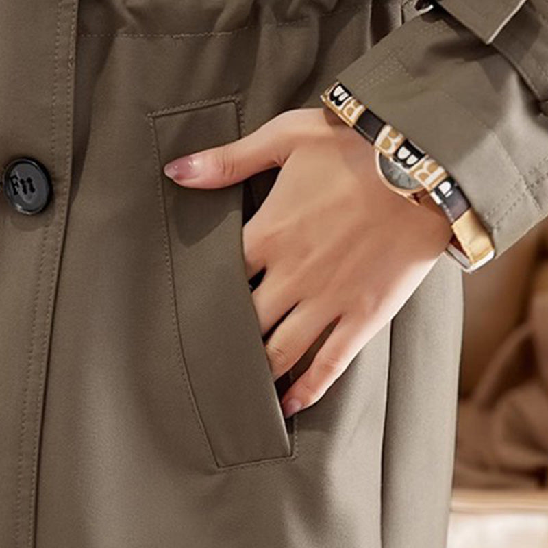 Trench-coat mi-long amincissant Ă revers pour femmes