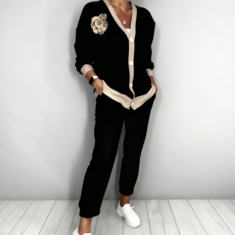 Ensemble 2 pièces pour femme composé d'un haut décolleté en V décontracté et d'un pantalon taille haute