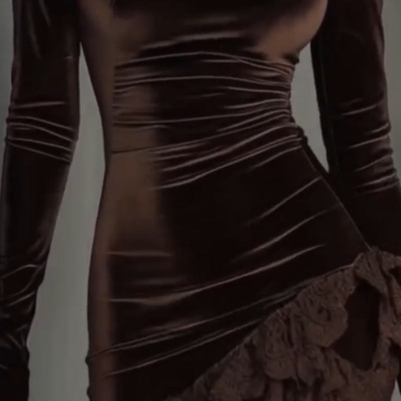 Robe élégante asymétrique à bordure en dentelle pour femme